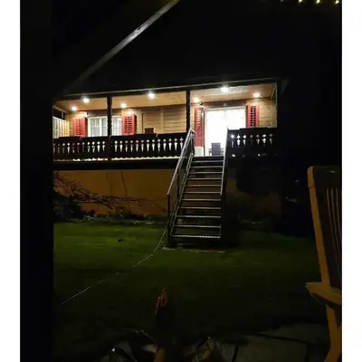 Holzchalet mit Garten